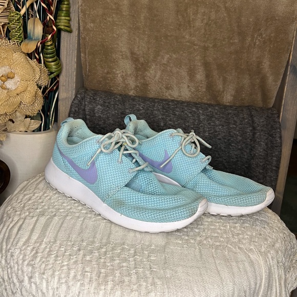 Nike Roshe sneakers - Picture 2 of 9